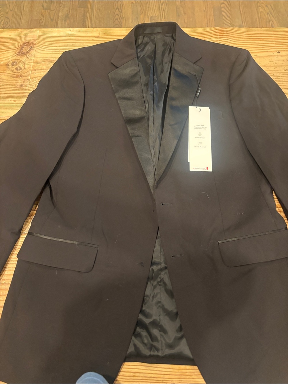 Men's Calvin Klein  Black Tuxedo Blazer with Satin Lapel 42L slim fit stretch.